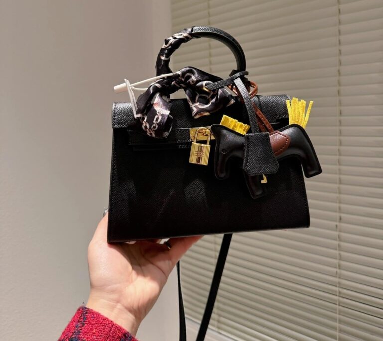 Hermes Kelly Togo Black Gold Hardware 20Cm - Image 2