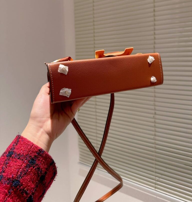 Hermes Kelly Togo Orange Gold Hardware 20Cm - Image 5