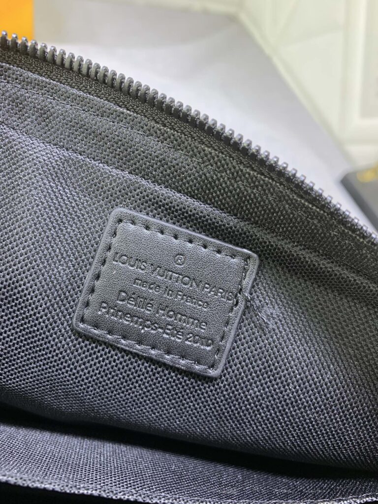 Louis Vuitton Trio Messenger Purple 25Cm M46266 - Image 3