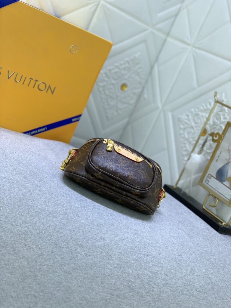 Louis Vuitton Mini Bumbag Bag Monogram Canvas 17Cm M82335 - Image 7