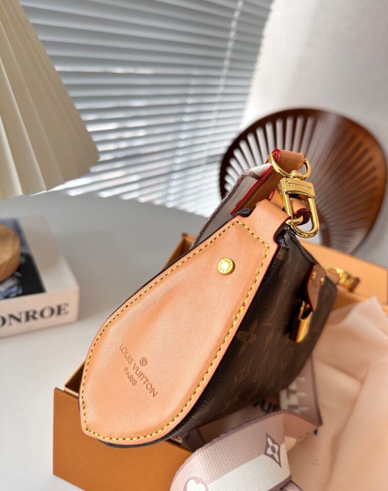 Louis Vuitton Pochette Tirette Monogram Canvas 23Cm M47123 - Image 7