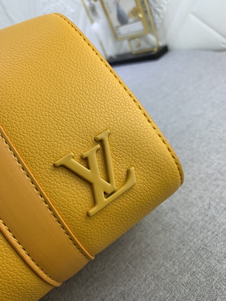 Louis Vuitton City Keepall Lemon 27Cm - Image 3
