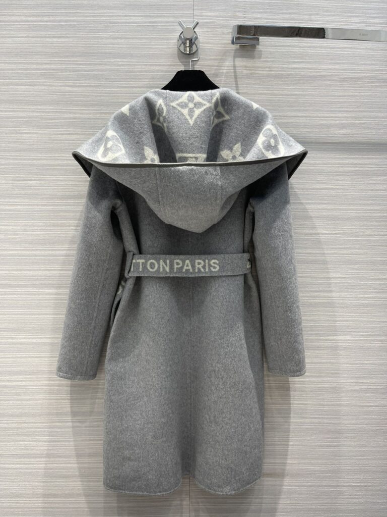 Louis Vuitton Belted Double Sided Hooded Wrap Coat Gray 1A92Vf - Image 7