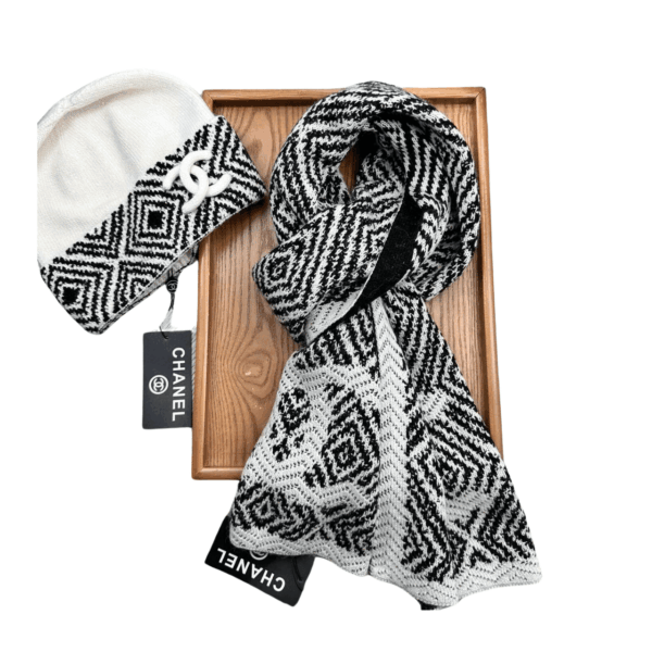 Chanel Beanie Hat And Scarf Wool Set