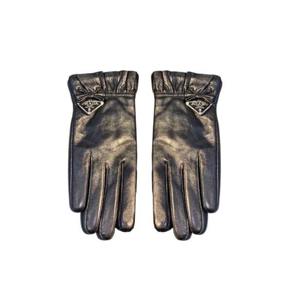 Prada Leather Gloves With Logo Tag In Black