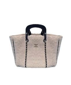 Chanel Deauville Large Tote Shopping Bag Crumpled Shearling White 40Cm