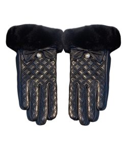 Chanel Gloves With Black Fur In Black