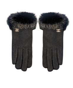 Chanel Cc Logo Gloves With Fur In Black
