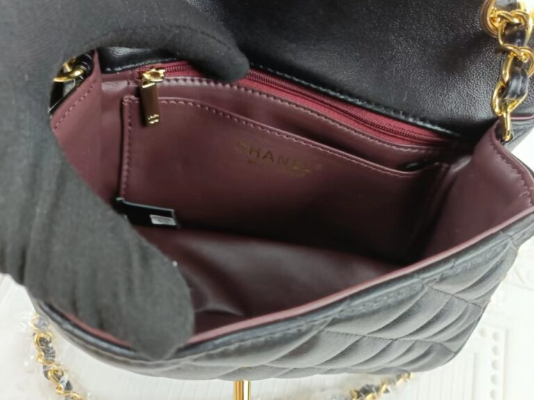 Chanel Classic Flap Caviar Black Crossbody Bag 20Cm - Image 7