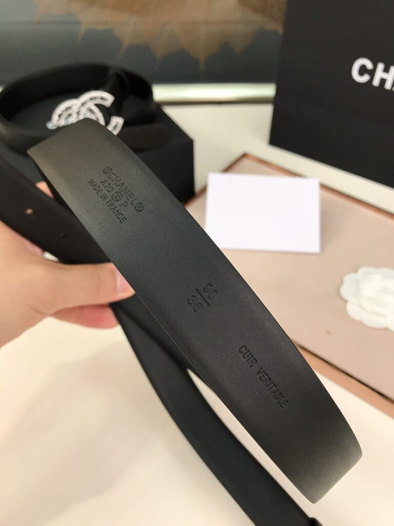 Chanel Glass Pearls Crystal Gold Black Belt 28Mm - Image 3