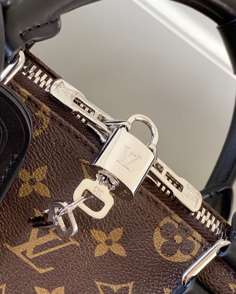 Louis Vuitton Keepall Bandouli?re 55 Monogram Macassar M56714 - Image 7