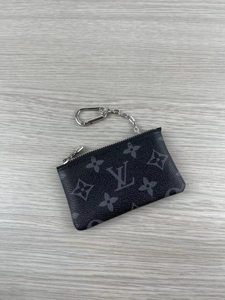 Louis Vuitton Monogram Key Pouch Black M62650 - Image 4