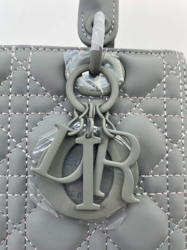 Dior Medium Lady Gray Ultramatte Cannage M0565Iloi_M41G 24Cm - Image 5