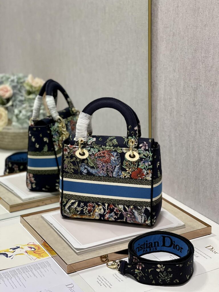 Dior Medium Lady D-Lite Blue Multicolor D-Constellation Embroidery M0565Oruv_M928 24Cm - Image 6