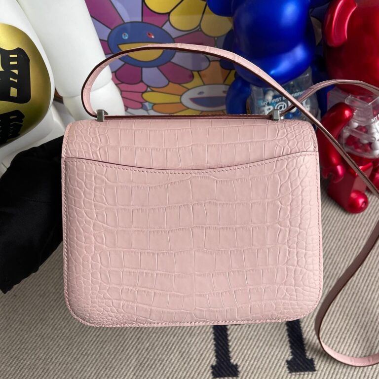 Hermes Constance Alligator Matt Dreamy Pink Silver Hardware 18Cm - Image 7