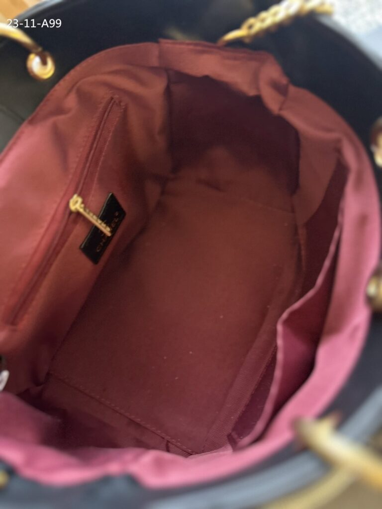 Chanel Shopping Tote With Gold Handle Brown 25Cm - Image 3