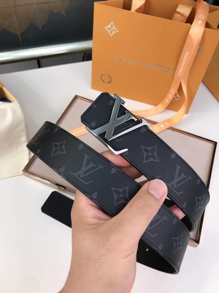 Louis Vuitton Lv Initiales Reversible  Belt Monogram Eclipse Silver Metal 4Cm - Image 7