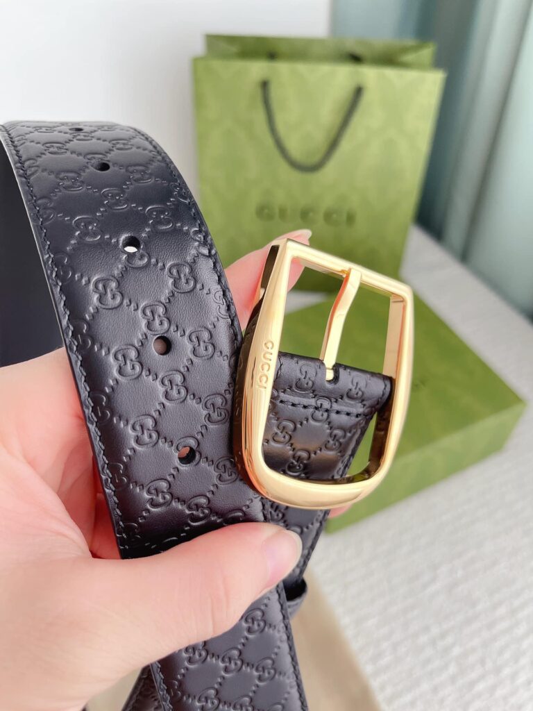 Gucci Calfskin Monogram Black Belt Gold Metal 4Cm - Image 3