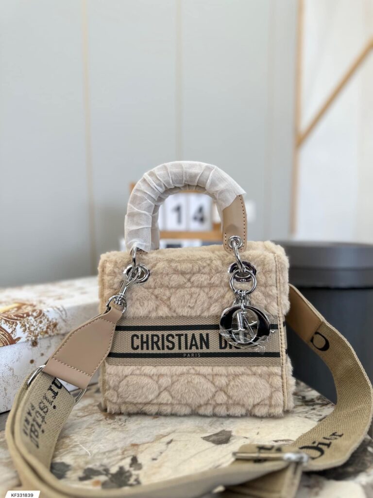 Dior Lady D Lite Medium Bag Beige 19Cm - Image 3