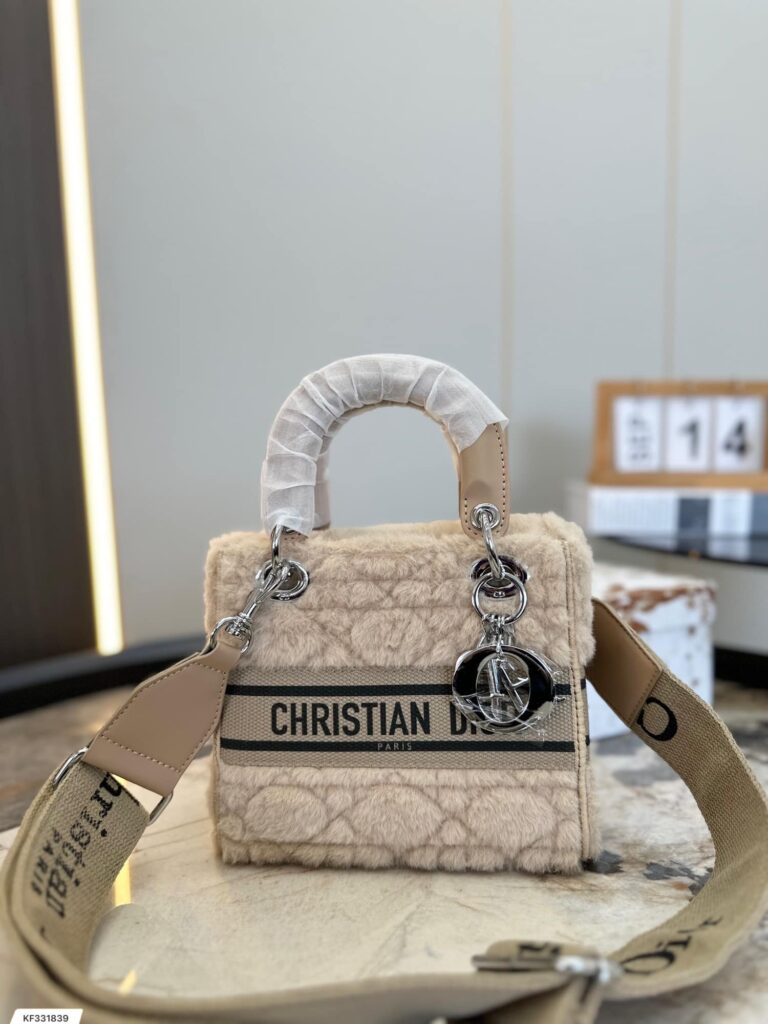 Dior Lady D Lite Medium Bag Beige 19Cm - Image 4