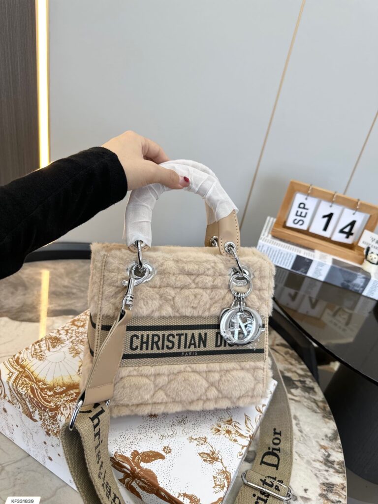 Dior Lady D Lite Medium Bag Beige 19Cm - Image 5