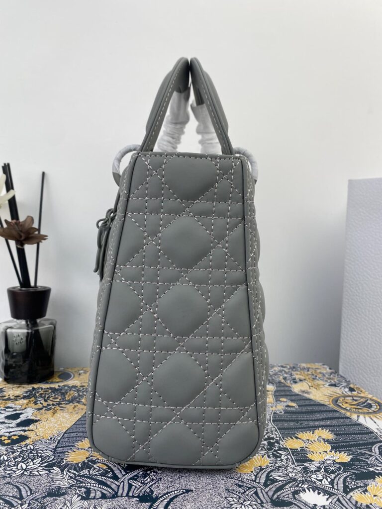 Dior Medium Lady Gray Ultramatte Cannage M0565Iloi_M41G 24Cm - Image 4