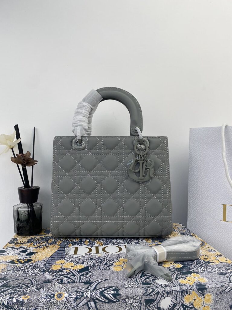 Dior Medium Lady Gray Ultramatte Cannage M0565Iloi_M41G 24Cm - Image 2
