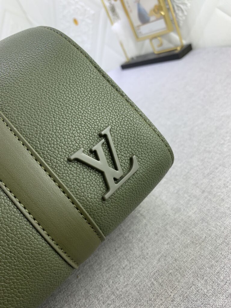 Louis Vuitton City Keepall Khaki 27Cm M21437 - Image 3