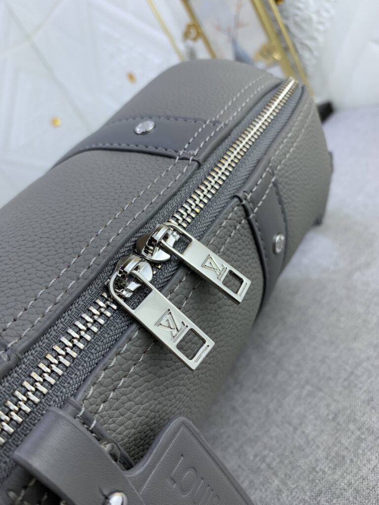 Louis Vuitton City Keepall Gray 27Cm M59328 - Image 4