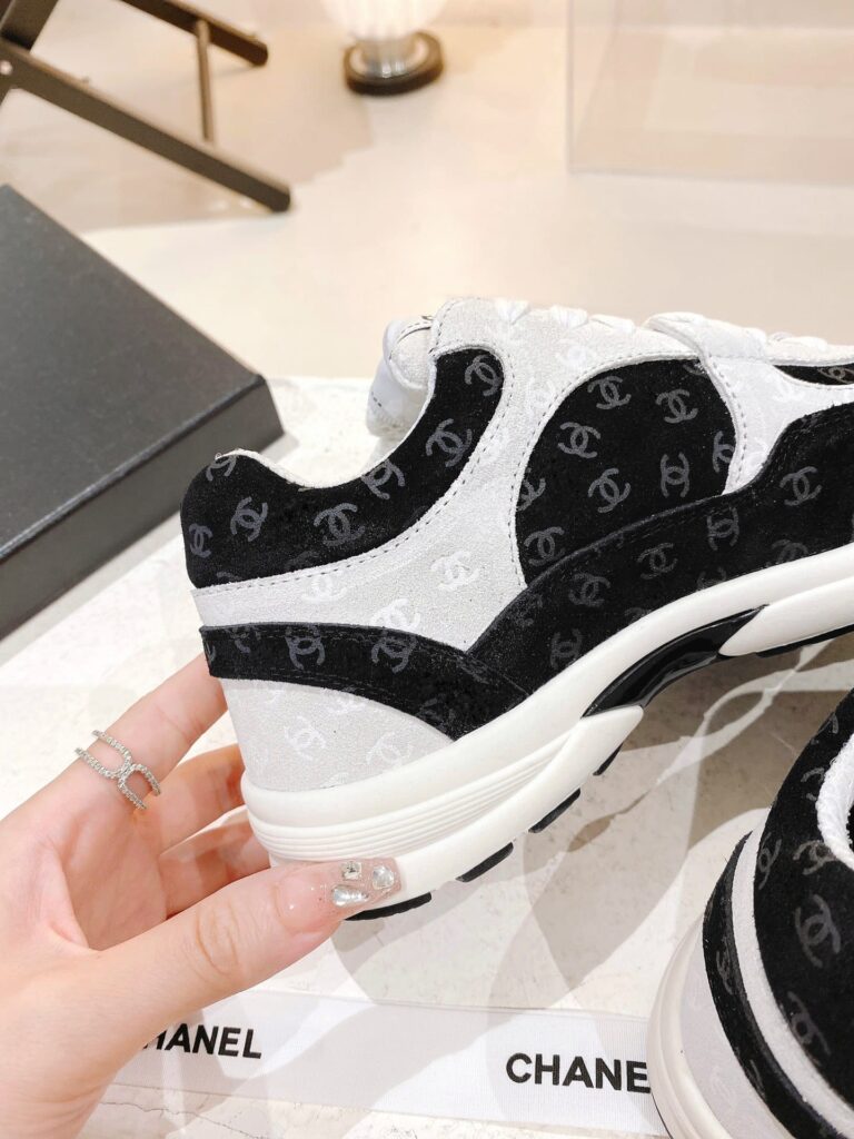Chanel Printed Suede Calfskin Sneakers White And Black G39230 X56653 94305 - Image 3