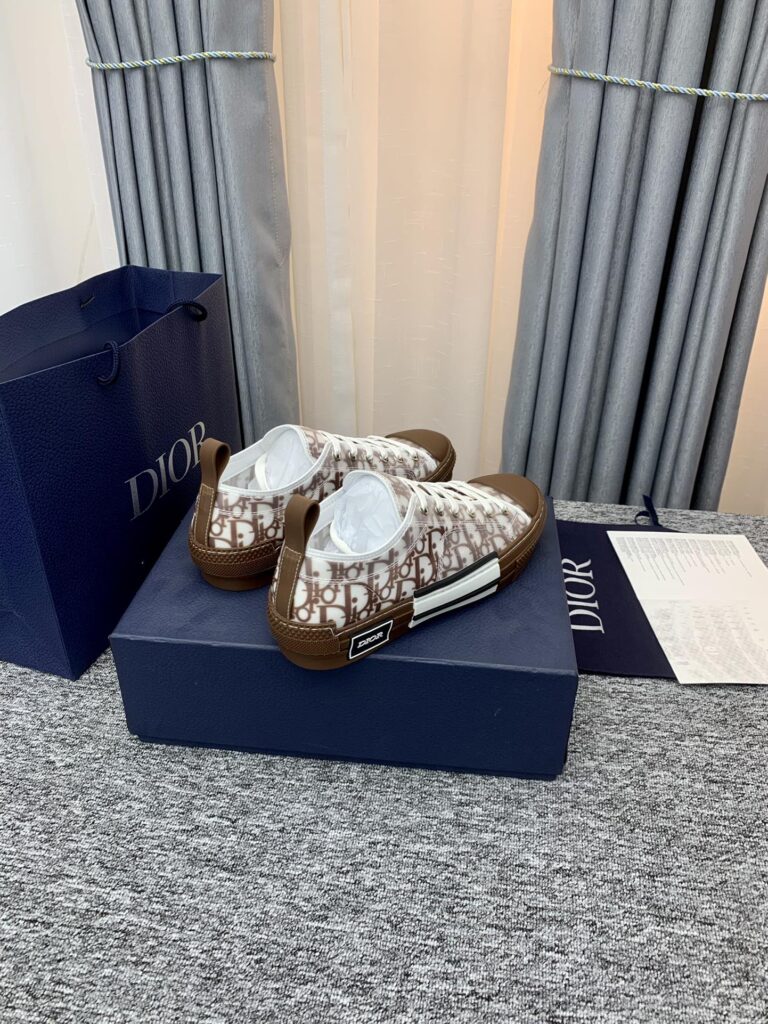 Dior B32 Low Top Coffee Oblique Canvas 3Sn249Zmk H761 - Image 10