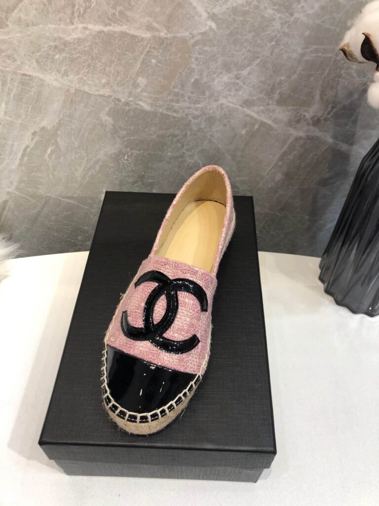 Chanel Embroidered Espadrille Leather Black Cap Toe Flats Pink Cc - Image 2
