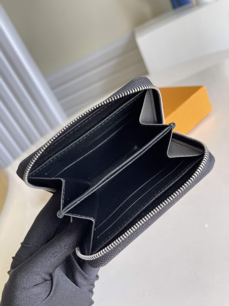 Louis Vuitton Zippy Coin Purse Black M60152 - Image 5