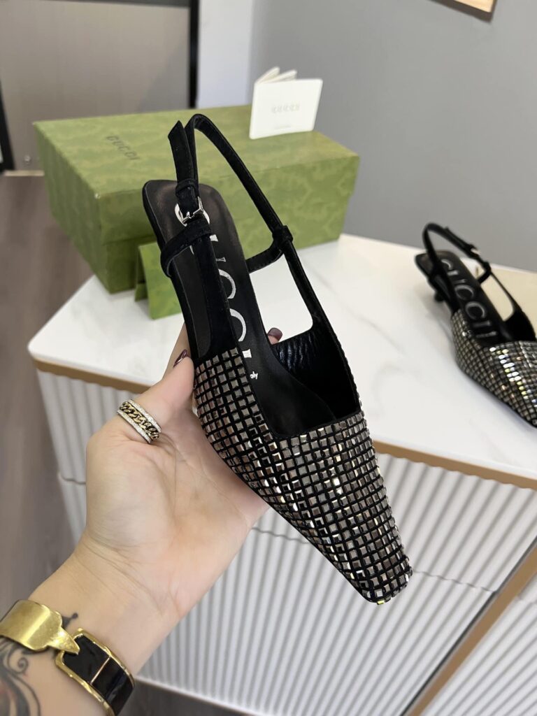 Gucci Women's Slingback Pump Crystal-Embellished ?679364 C2000 1000 - Image 4