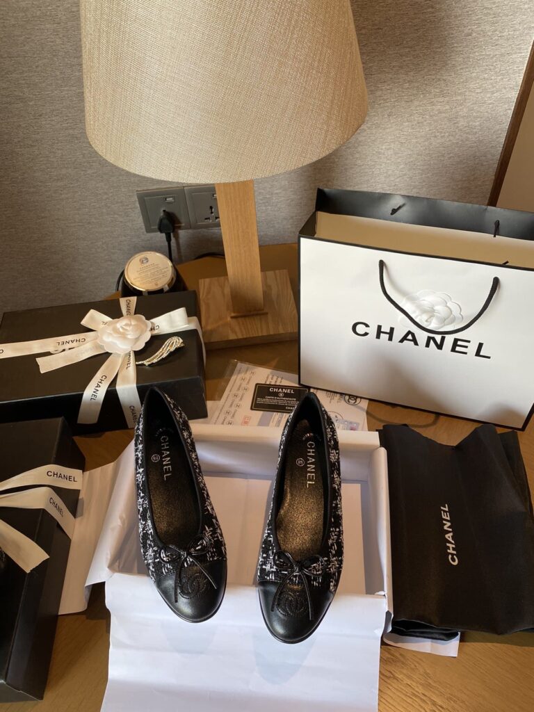 Chanel Plain Toe Rubber Sole Casual Style Tweed Black - Image 4