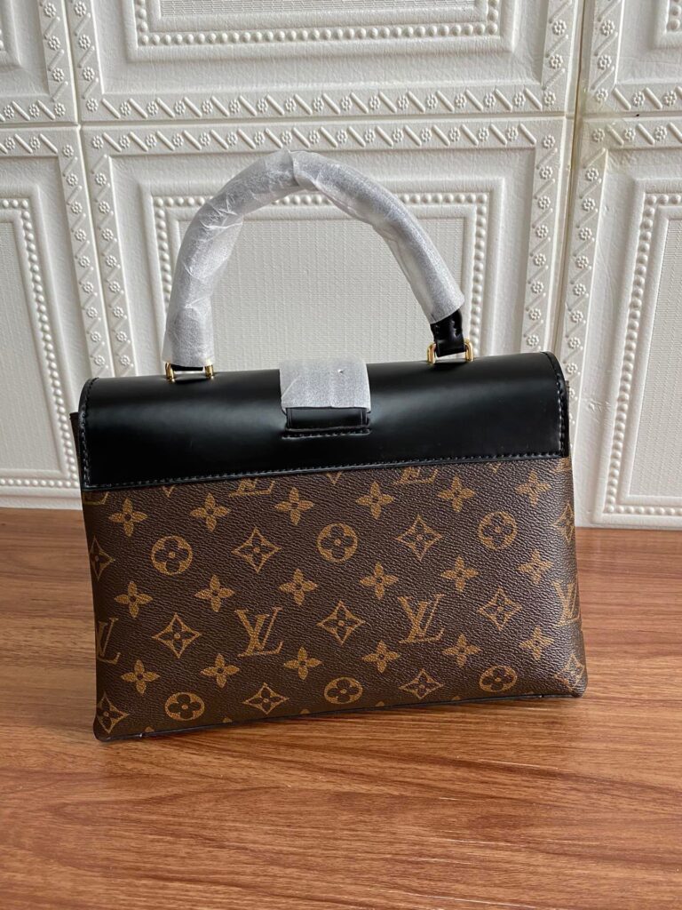 Louis Vuitton One Handle Monogram Flap Mm 25Cm - Image 6