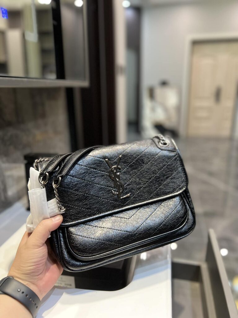 Saint Laurent Niki Baby Chain Bag In Black Lambskin 6331601El071000 - Image 5