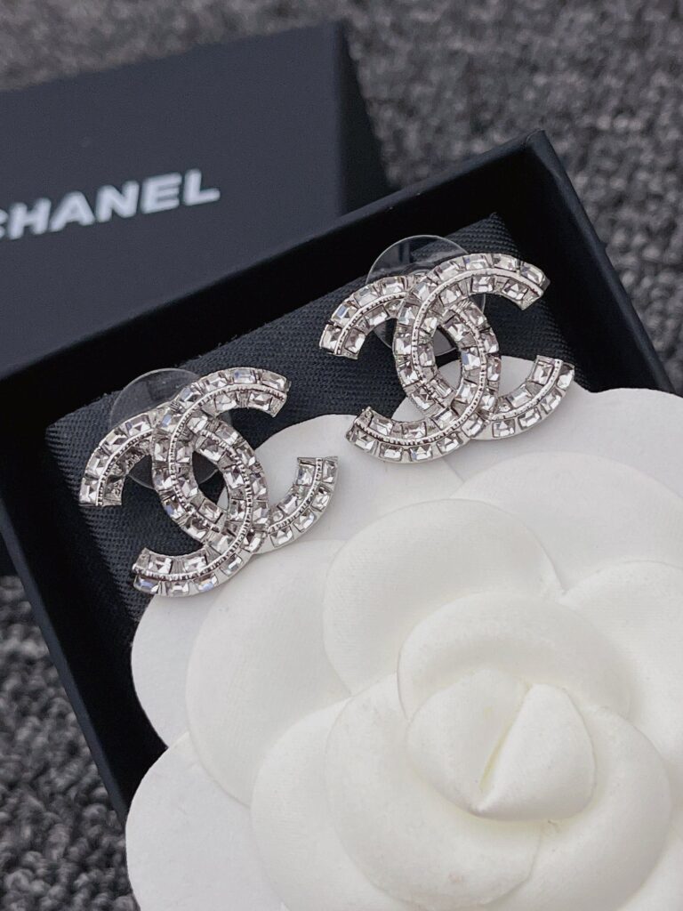 Chanel Cc Earrings - Image 9