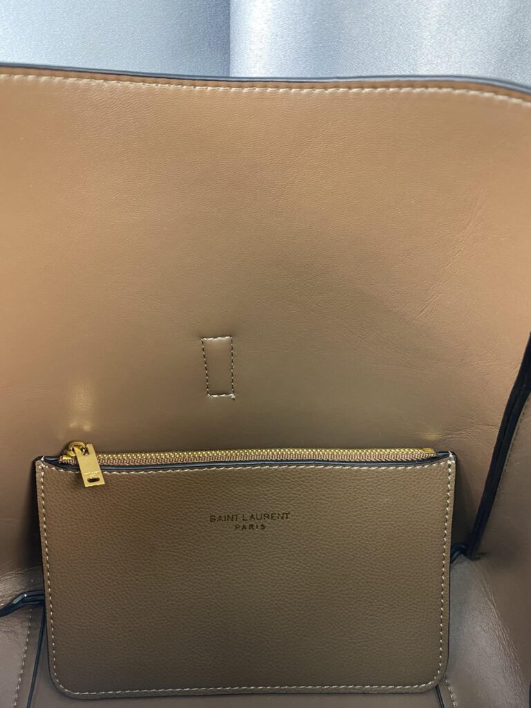 Saint Laurent Le 5 À 7 Soft Small Hobo Bag In Smooth Leather Brown - Image 6