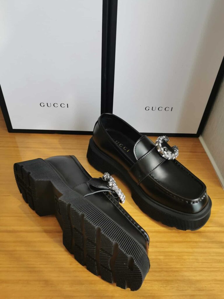 Gucci Women'S Leather Flat Black - Image 8