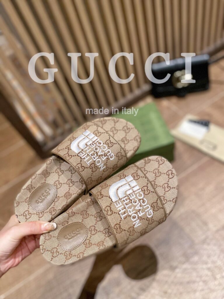 Gucci X The North Face Women'S Slides Beige And Brown - Image 2