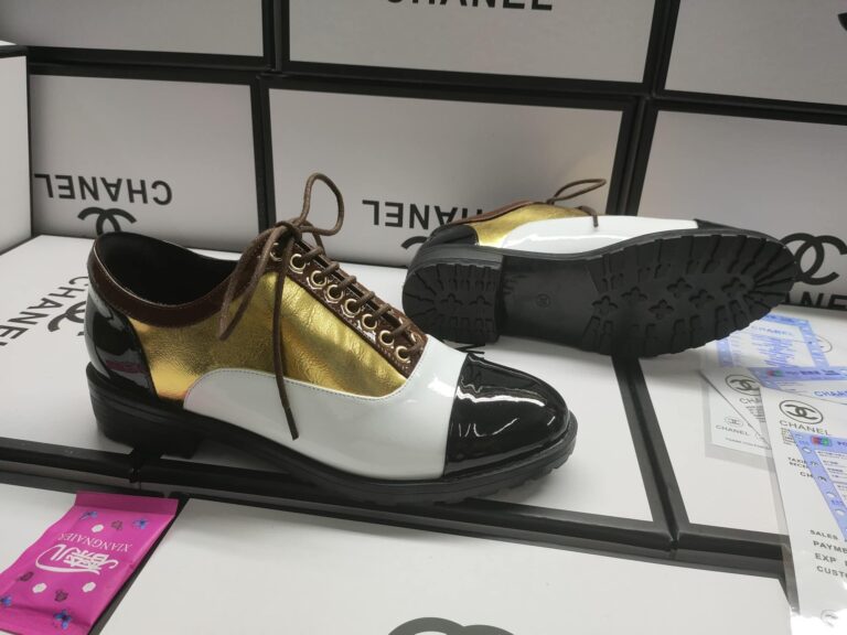 Chanel Uniform Cc Logo Oxford Derby Cap Toe Black Leather Shoes - Image 2