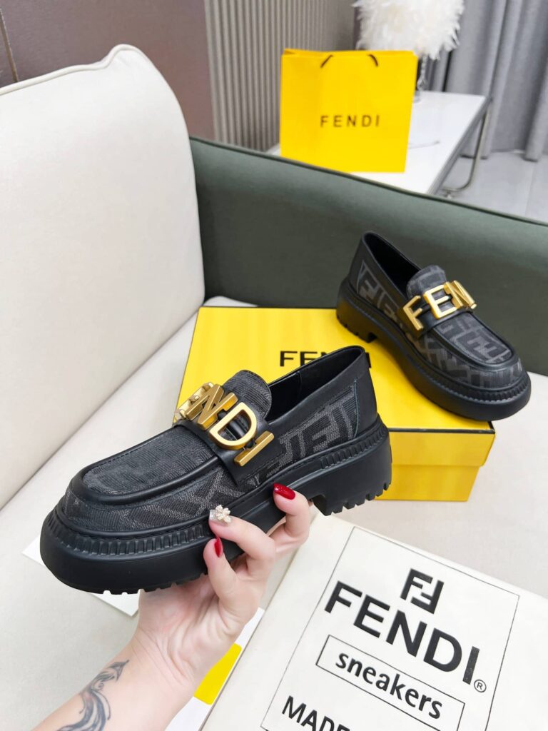 Fendigraphy Ff Leather Loafers Grey - Image 4