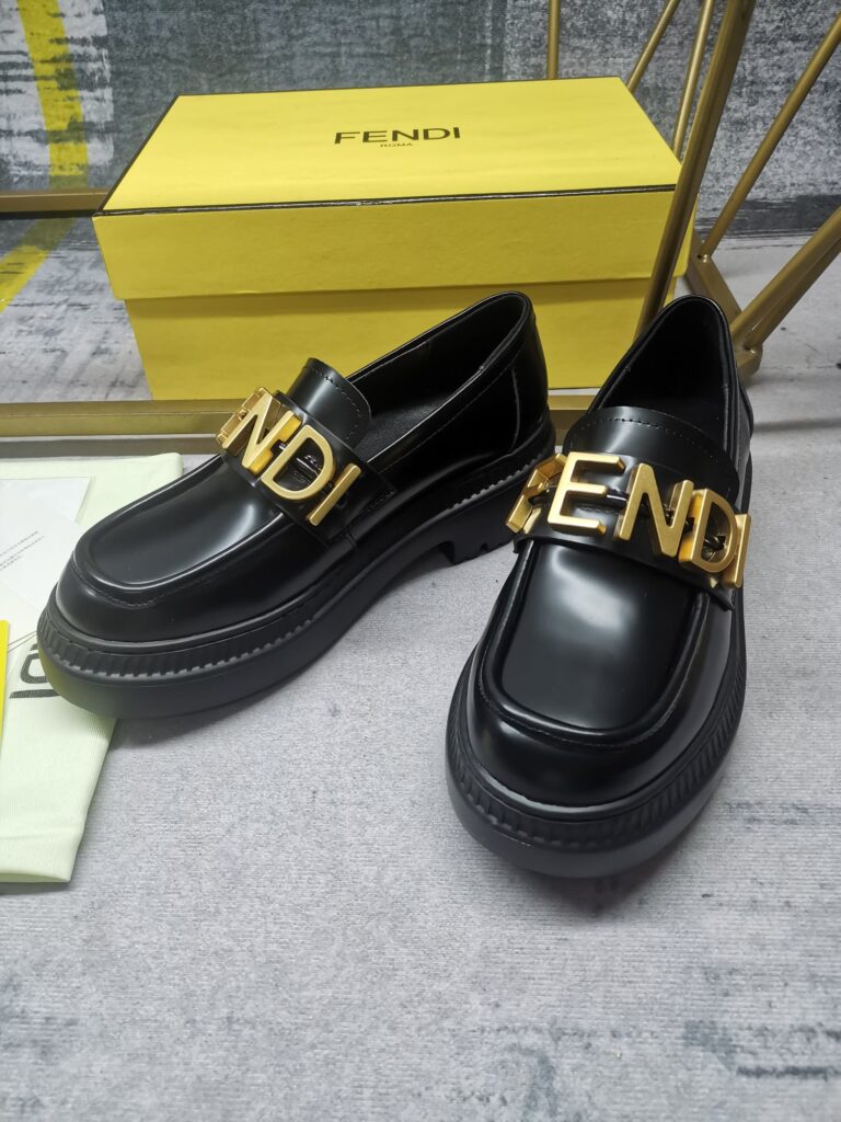 Fendigraphy Smooth Leather Loafers Black - Image 3