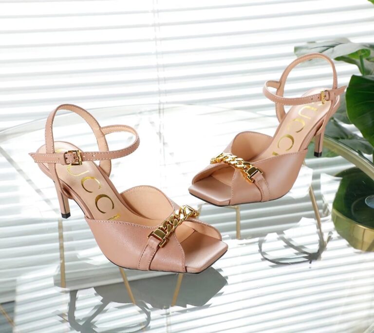 Gucci Metal Chain Stiletto Heels Flip Flop Fish Mouth Sandals Patel Pink - Image 4