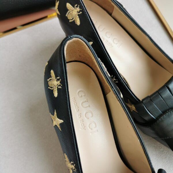 Gucci  Embroidered Bee Star Leather Mid-Heel Pump Black - Image 6