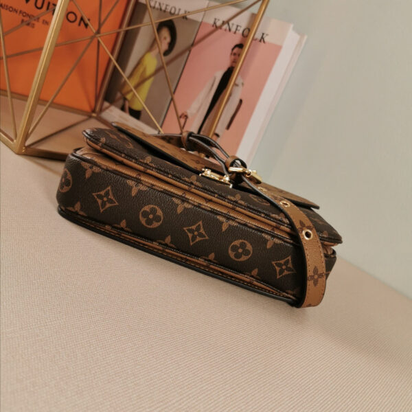Louis Vuitton Pochette Métis M44876 - Image 3