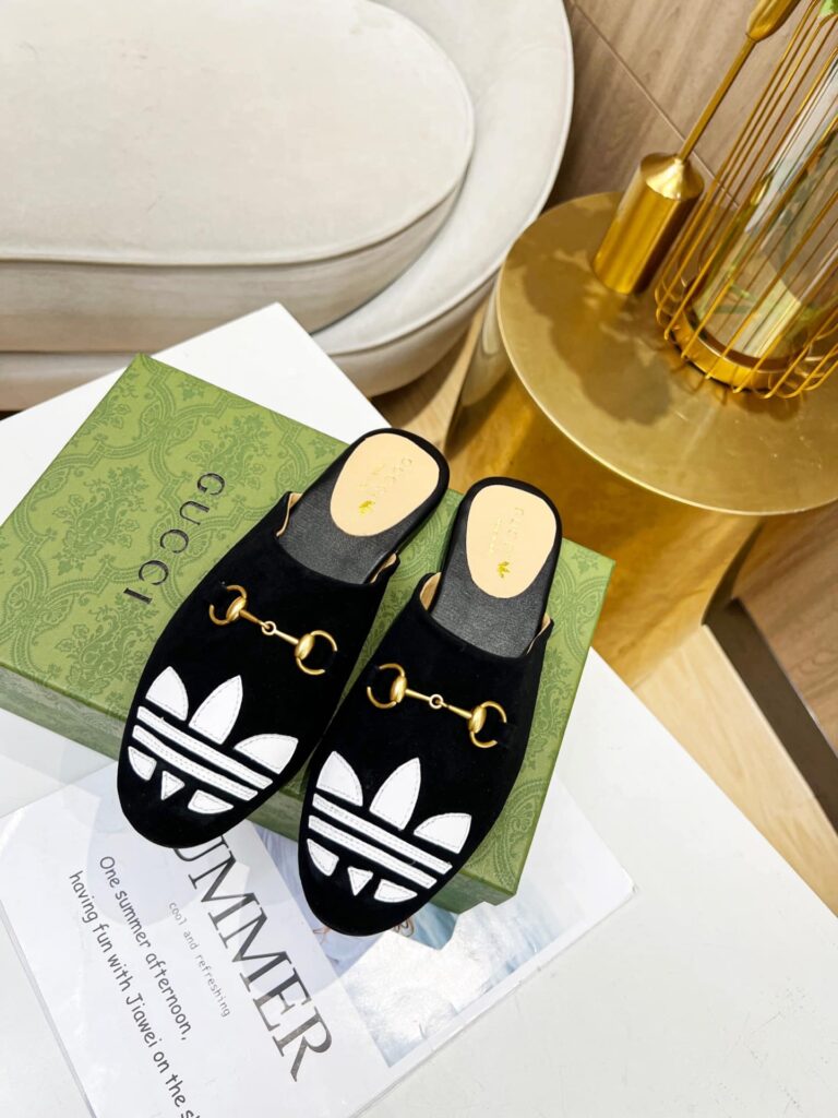 Gucci X Adidas Women'S Trefoil Slipper Suede Black 702211De8X01060 - Image 5