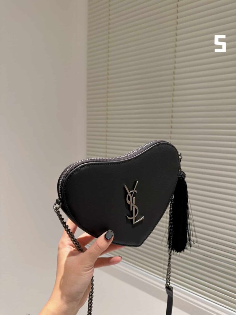 Saint Laurent Heart Bag In Smooth Leather Black - Image 4