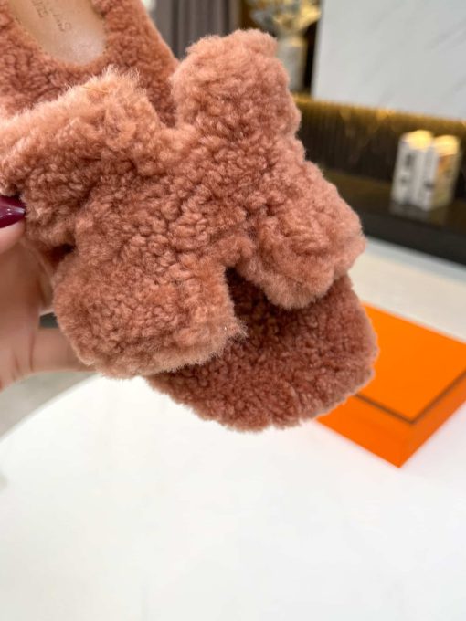 Hermes Shearling Oran Teddy Bear Slipper Sandals - Image 2